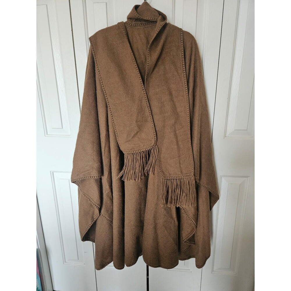 Made in Peru Fringe scarf cape poncho camel tan one size 100% Alpaca